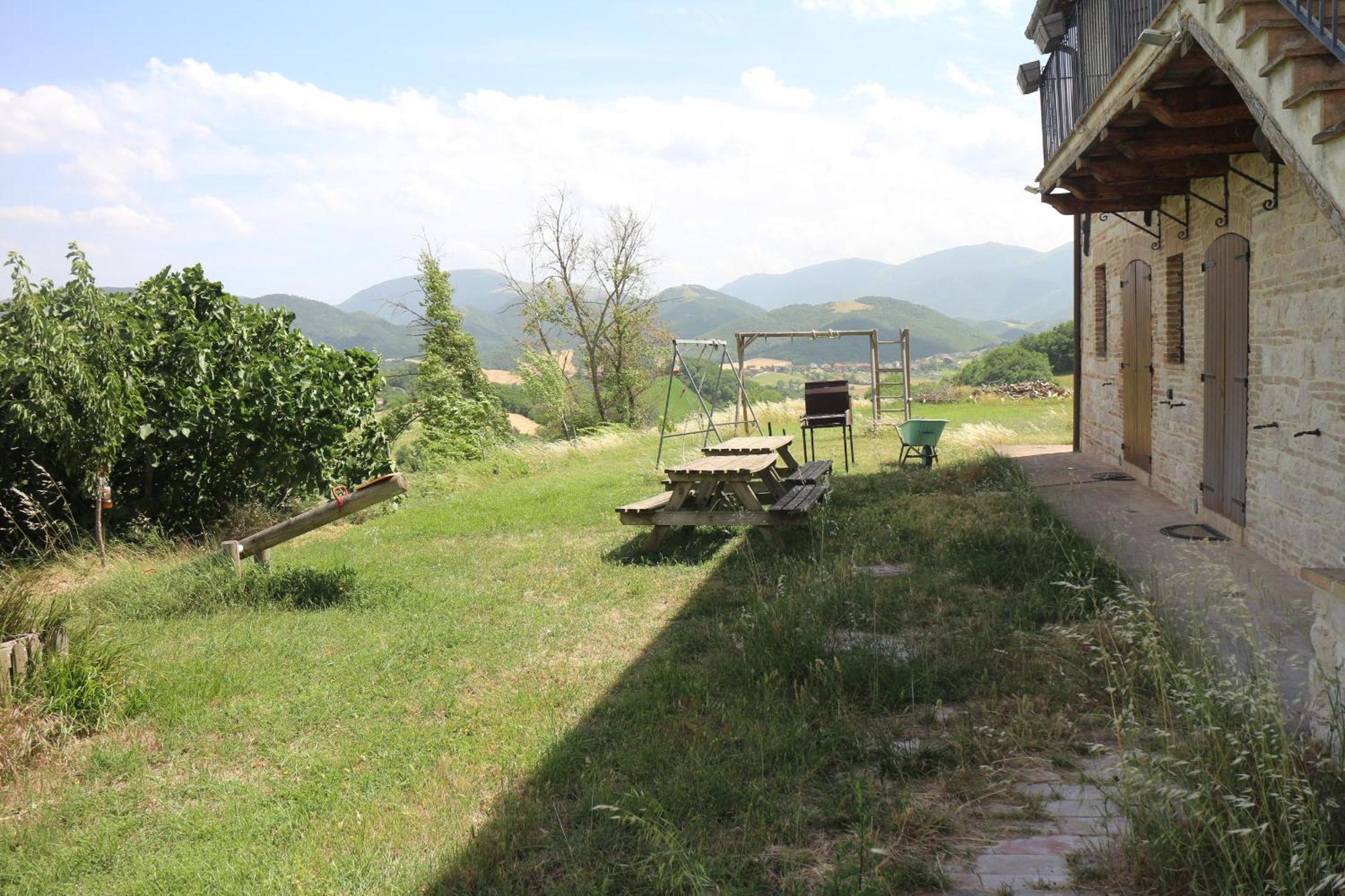 Antica Dimora Italiana Villa Fabriano Kültér fotó